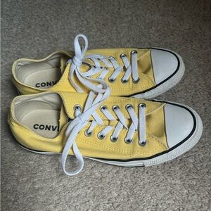 yellow converse